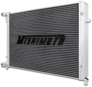 Mishimoto MMRAD-MK5-08 Radiador de alumínio de desempenho compatível com Volkswagen Golf R32 2008