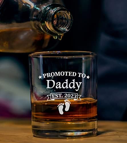 Carvelita promoveu o Daddy EST 2023 Whisky Glass - 11oz de vidro de rochas de bourbon à moda antiga, presentes para o novo pai, presentes de papai para homens, presentes do pai pela primeira vez, papai para ser presente pela primeira vez, Novos presentes do pai