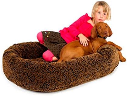 BOWSERS Diamond Series Microvelvet Donut Dog Bed