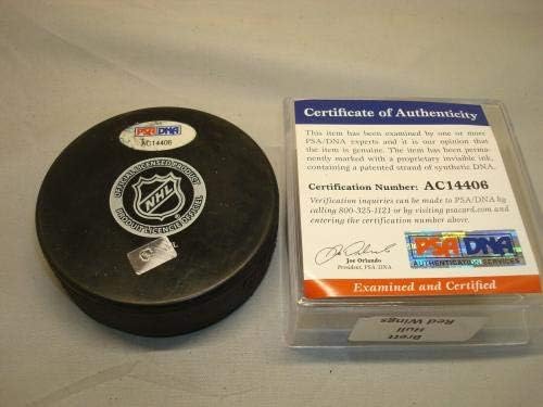 Brett Hull assinou o Detroit Red Wings Hockey Puck Autografado PSA/DNA COA 1C - Pucks NHL autografados