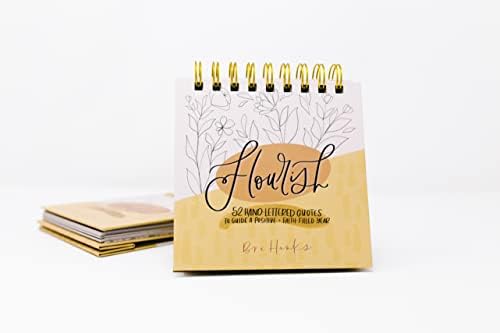 Bre Design Co. | 52 Citações Flip Book | 52 citações à mão para orientar um ano positivo + cheio de fé | Citações inspiradoras de letras à mão | Decor de mesa | Pensamentos capacitadores