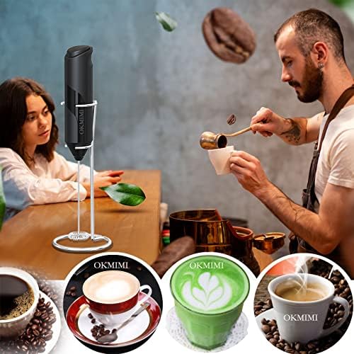 Okmimi Milk Frother Handheld com suporte, misturador de bebidas elétricas para lattes, café, cappuccino, chocolate quente, bateria