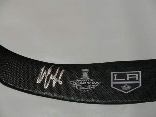 Jake Muzzin assinou Hockey Stick Los Angeles Kings 2014 Stanley Cup Champions - Autografado NHL Sticks
