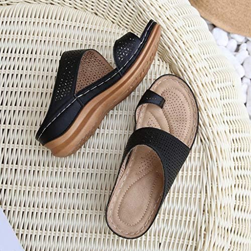 Flop piscardas chinelas de dedo do pé casual praia feminina aberta as cunhas boêmias sapato de sapato de conforto romano em sandálias para mulheres escorregar em sandálias