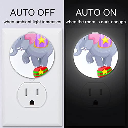 2 Pacote Plug-in Nightlight LED Night Light com Dusk-to-Dawn para o quarto de crianças, berçário, cozinha, corredor de balanceamento de elefante cinza