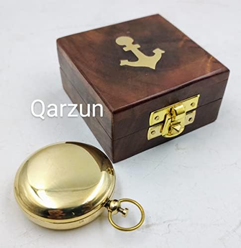 Direção de pushm de botão artesanal Pocket Brass Compass para presente de aniversário, presente de batismo, presente